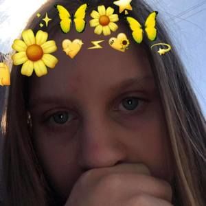 Meet your Posher, Alexis